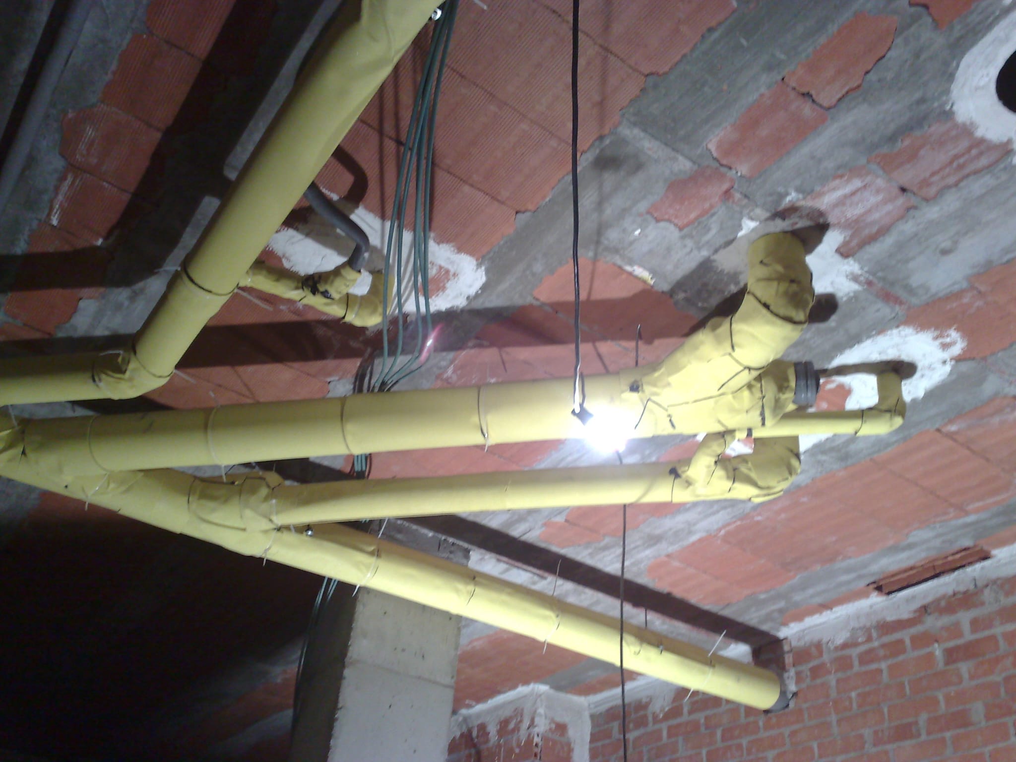 Bajante fecal en Ciudad Lineal